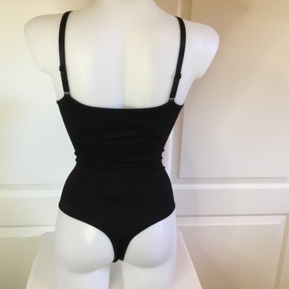 Women’s Ribbed Sculpting Thong Bodysuit Shapewear - Picture 6 of 9